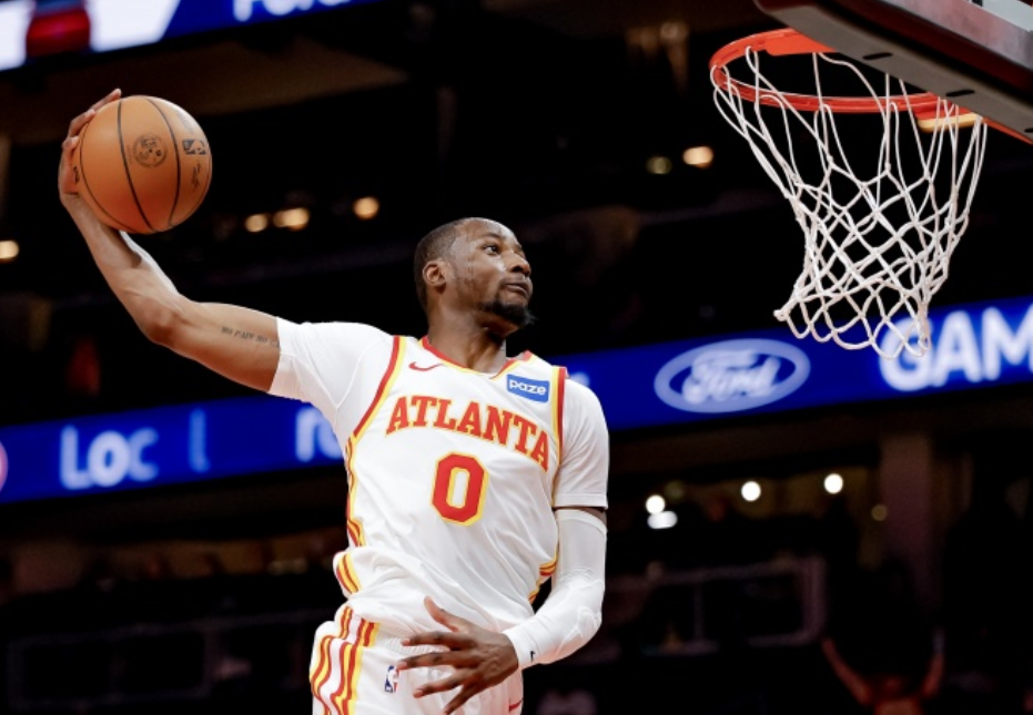 乐鱼leyu官方网站-凶残隔扣杨瀚森！库明加3场64分23板打丢9冠王饭碗，库里追悔莫及